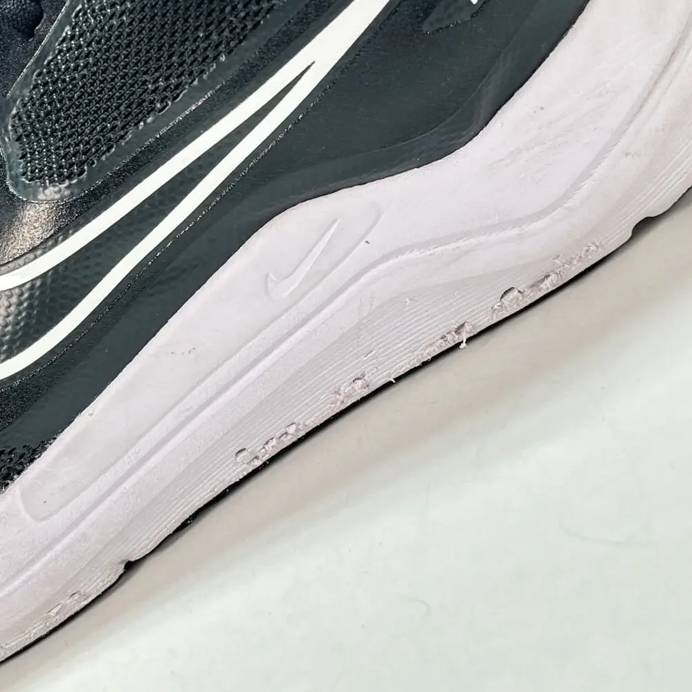 Nike Cosmic Runner Black White Running Shoes Sneakers HM4402-003 Youth Size 6Y